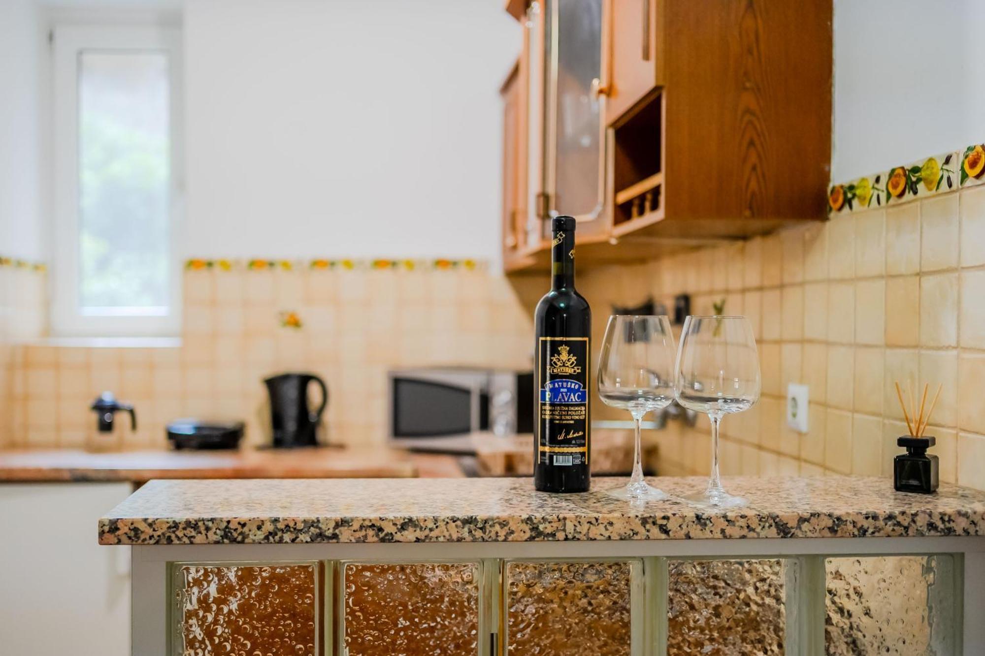Work And Play Apartment Zagreb Bagian luar foto