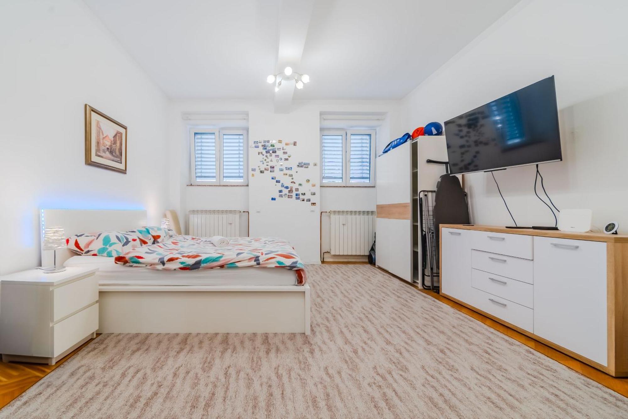 Work And Play Apartment Zagreb Bagian luar foto